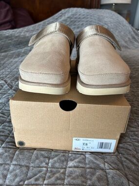 UGG Goldenstar Clog.
